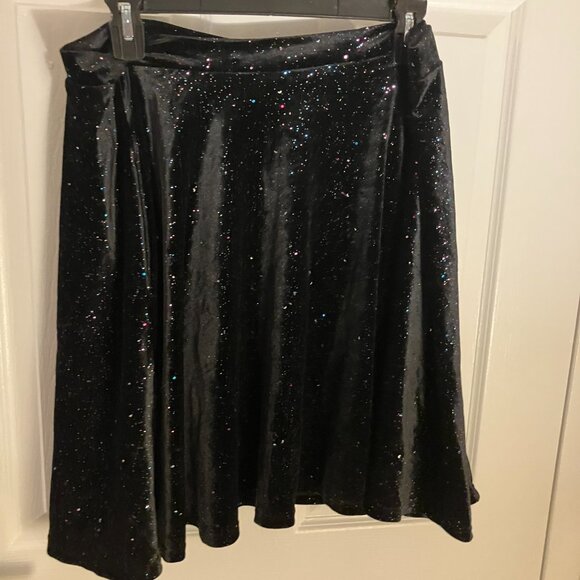 Blackmilk Clohing All That Glitters Multi Velvet Pocket Skater Skirt XL - Picture 4 of 4